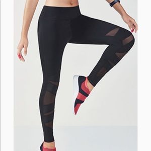 LIMITED EDITION DEMI LOVATO FABLETICS LEGGINGS